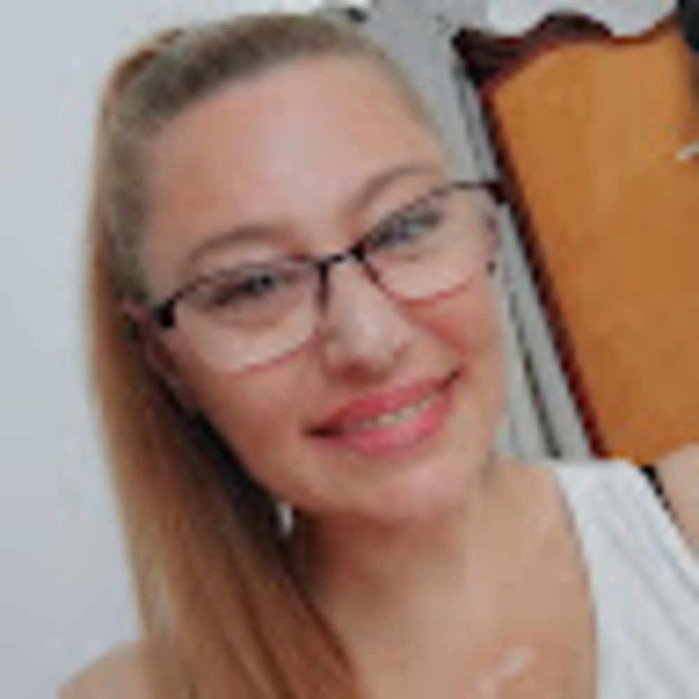 Meet your Posher, Mandy